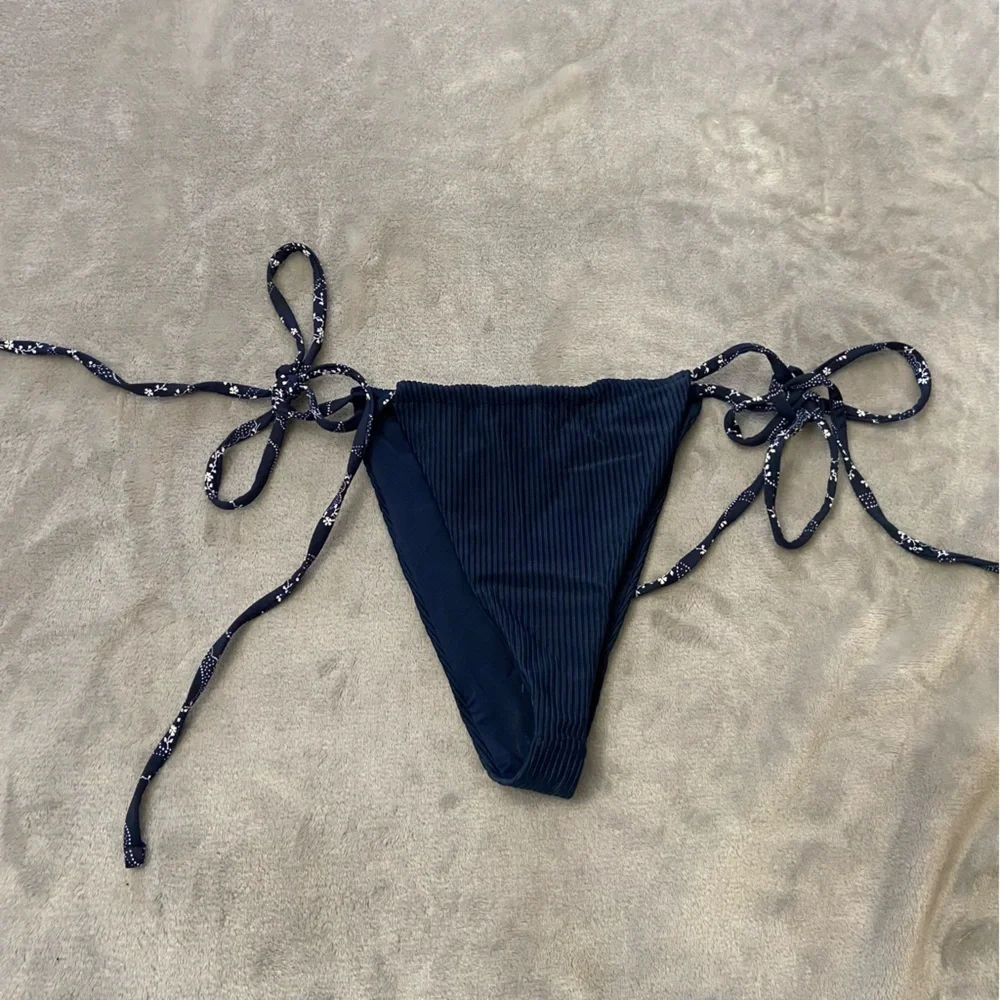 New! Frankie’s Bikini’s Tia ribbed thong string bikini bottom 24423